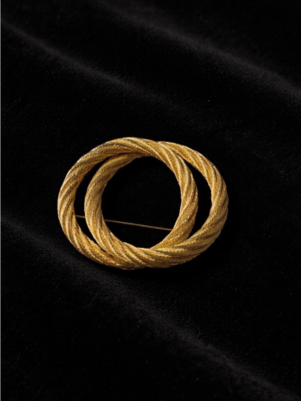 Dior Gold-Tone Twisted Double Circle Brooch